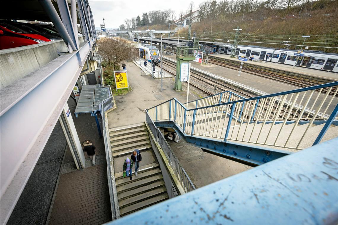  Tätlicher Angriff mit Teppichmesser am Backnanger Bahnhof. Archivfoto: Alexander Becher