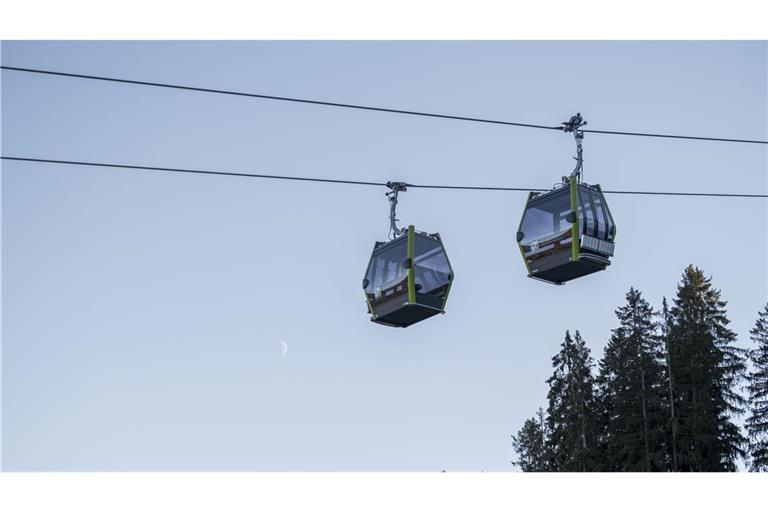 14 Menschen musste über Stunden in einer Seilbahn ausharren. (Symbolfoto)