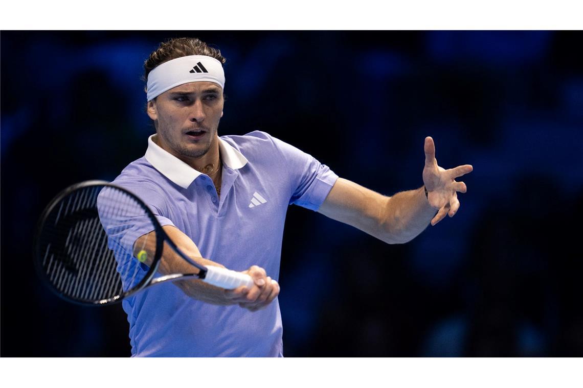 Alexander Zverev spielt am Samstag bei den ATP Finals um den Einzug ins Endspiel.