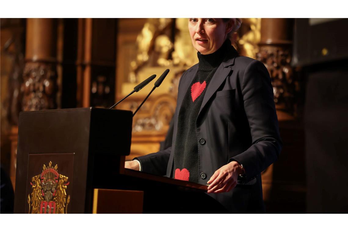 Alice Weidel spricht bei der Veranstaltung „Fraktion im Dialog“ im Großen Festsaal im Rathaus von Hamburg.