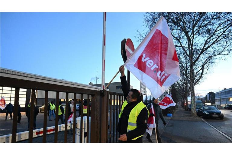 Am Dienstag wird im baden-württembergischen Busverkehr wieder gestreikt. (Archivbild)