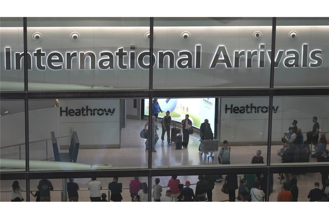 Am Flughafen Heathrow fielen 100 Flüge aus.