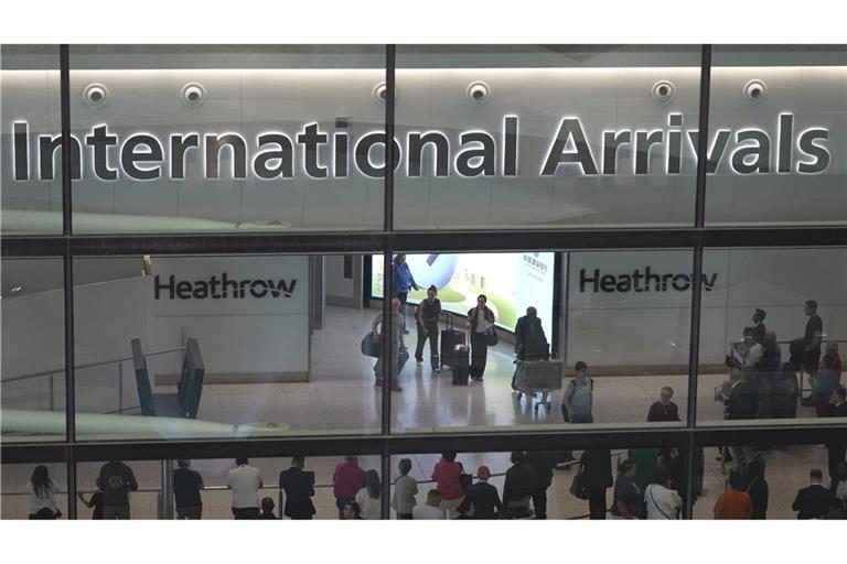 Am Flughafen Heathrow fielen 100 Flüge aus.