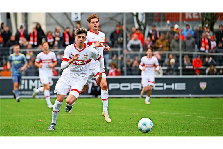 Ameen Al-Dakhil möchte bald die erhoffte Verstärkung in der Abwehr des VfB Stuttgart sein.