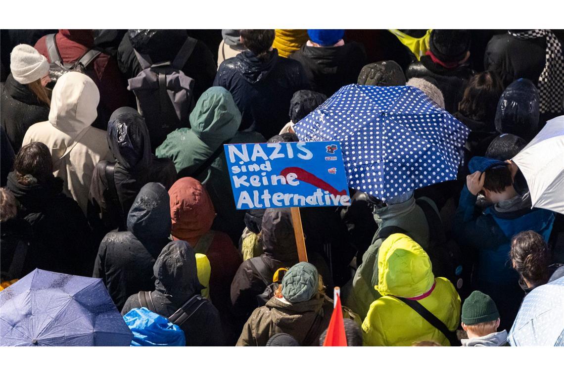 Auch in Hannover gehen Menschen auf die Straße.