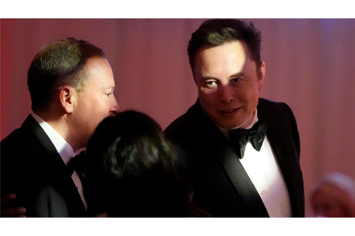 Auch Tech-Milliardär Elon Musk, für den Trump eine externe Berater-Rolle vorgesehen hat, war dabei.