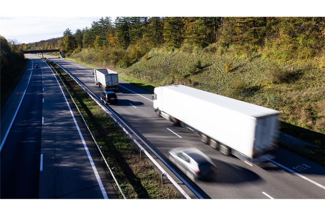 Mann stirbt nach Schüssen auf der Autobahn bei Grenoble