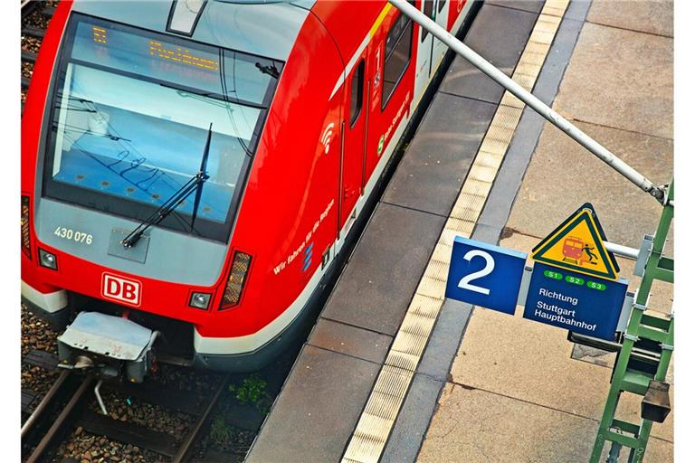 Auf die S-Bahnfahrgäste in Stuttgart kommen bis zur Inbetriebnahme von Stuttgart 21 noch einige Sperrungen zu.Auf die S-Bahnfahrgäste in Stuttgart kommen bis zur Inbetriebnahme von Stuttgart 21 noch einige Sperrungen zu.