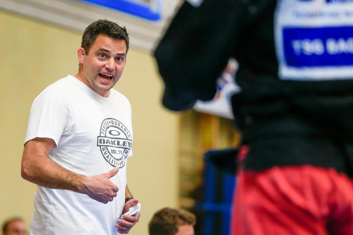 Backnangs Trainer Jens Holderle analysiert die Bundesliga-Saison genau und gibt sich vor dem Saisonfinale kämpferisch. Foto: A. Becher