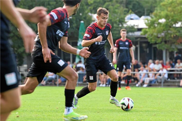 Bei Backnang derzeit regelmäßig von Beginn an am Ball: Lukas Hornek, der vor einem Jahr aus Großaspach kam. Foto: Alexander Hornauer