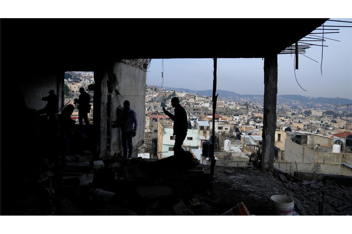 Bei dem israelischen Militäreinsatz im Westjordanland kamen nach palästinensischen Angaben mehrere Menschen ums Leben.