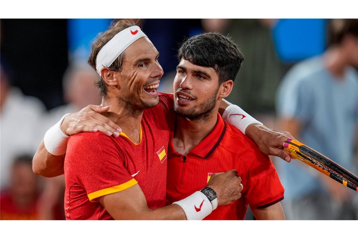 Bei den Olympischen Spielen verpassten Rafael Nadal (l) und Carlos Alcaraz eine Medaille.