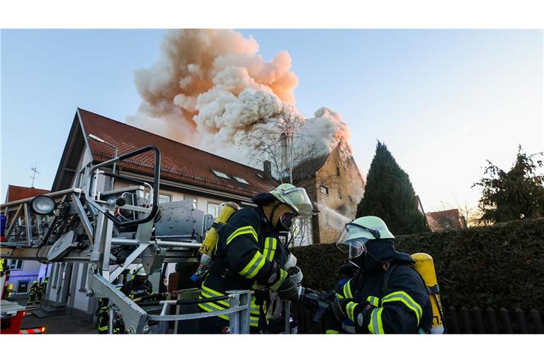 Bei einem Brand in Riedlingen ist ein Mensch gestorben – eine weitere Person wird vermisst.