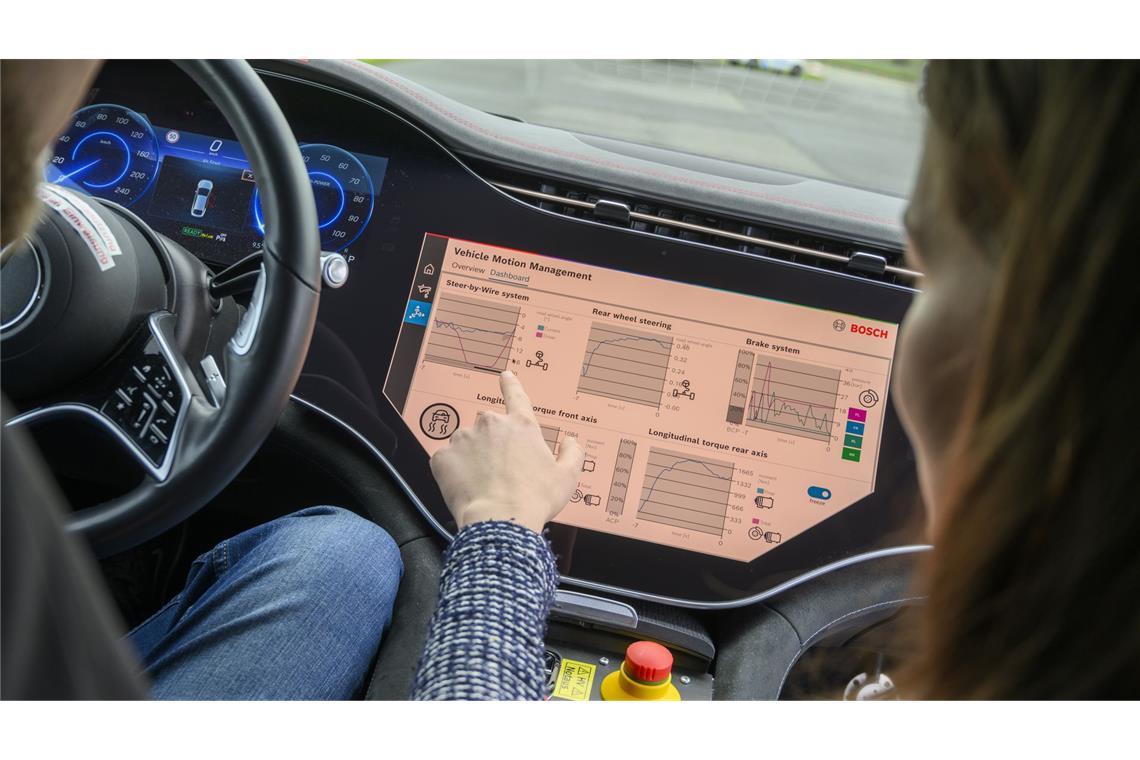 Bei Testfahrten werden die Daten aus den neuen Bosch-Systemen ausgewertet.
