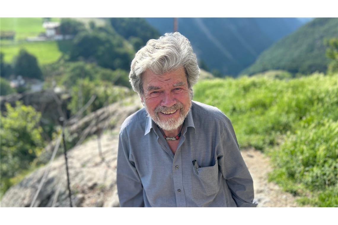 Bergsteiger-Legende Messner amüsiert sich über Outdoor-Klamotten in Fußgängerzonen. (Archivbild)