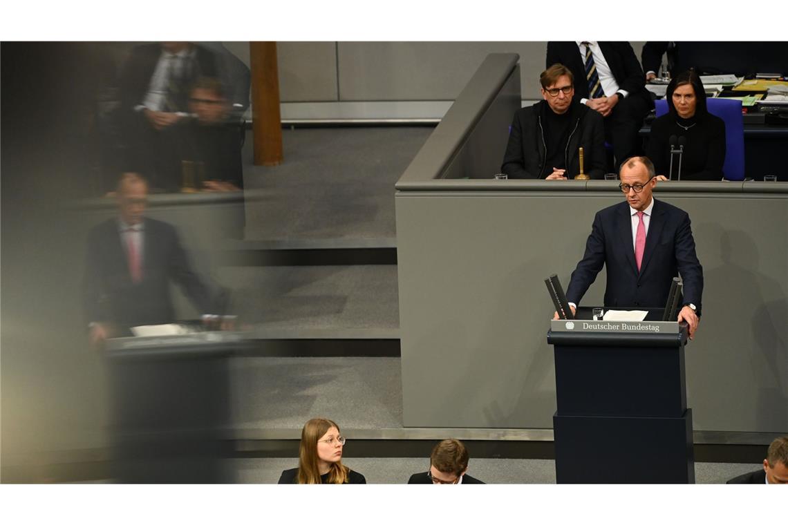 CDU-Chef Friedrich Merz verteidigte im Bundestag seinen Gesetzesvorschlag gegen teils massive Kritik