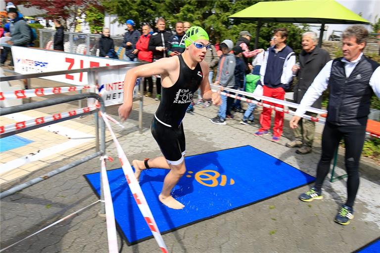 Das Backnanger Freibad wird das Zentrum des Backnanger Citytriathlons in diesem Jahr sein. Foto: A. Becher