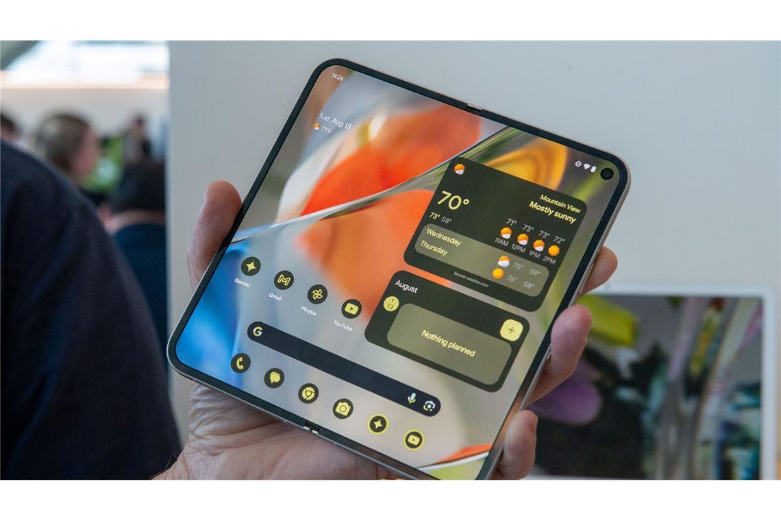 Das Pixel 9 ProFold konkurriert mit auffaltbaren Smartphones vor allem von Samsung.