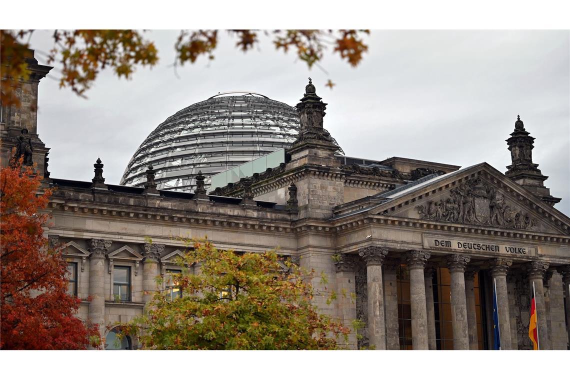 Das Reichstagsgebäude in Berlin ist der Sitz des Deutschen Bundestags.