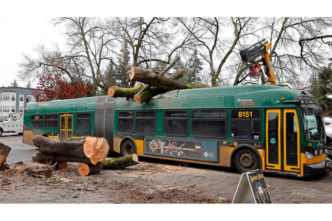 Das Unwetter soll noch bis zum Wochenende anhalten.