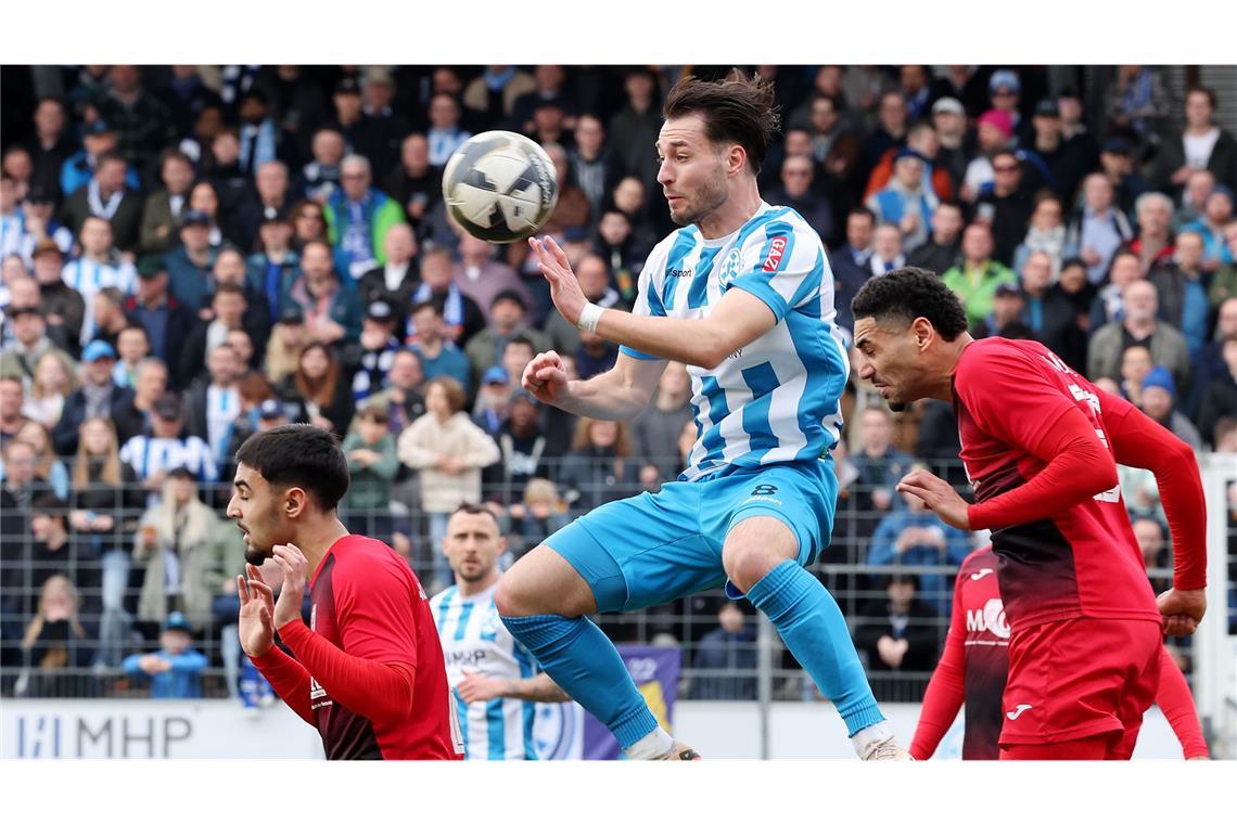 David Tomic erzielte gegen Gießen die Führung für die Blauen.