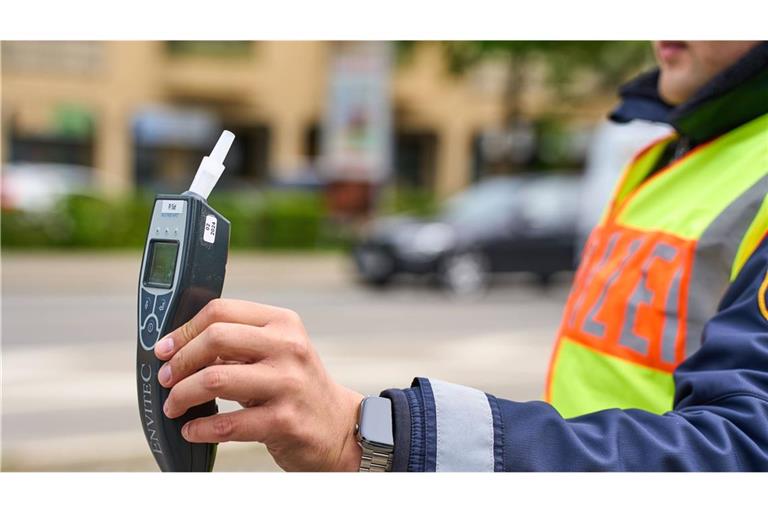 Der Alkoholtest der Polizei hat einen abenteuerlichen Wert ergeben. (Symbolbild)