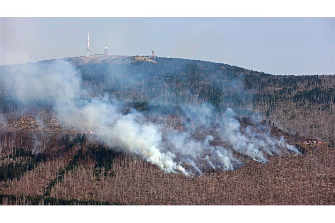 Der Brand unterhalb des Brockens im Harz ist noch nicht unter Kontrolle (Foto aktuell).