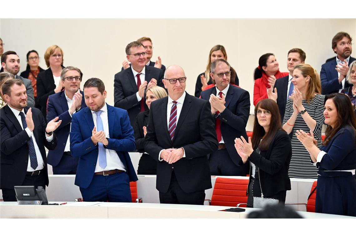 Der brandenburgische Landtag hat den SPD-Politiker Dietmar Woidke erneut zum Ministerpräsidenten gewählt.