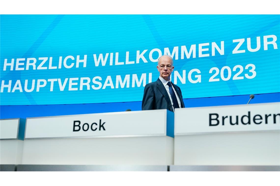 Der Chef des BASF-Aufsichtsrats, Kurt Bock, vor der Hauptversammlung im Jahr 2023.