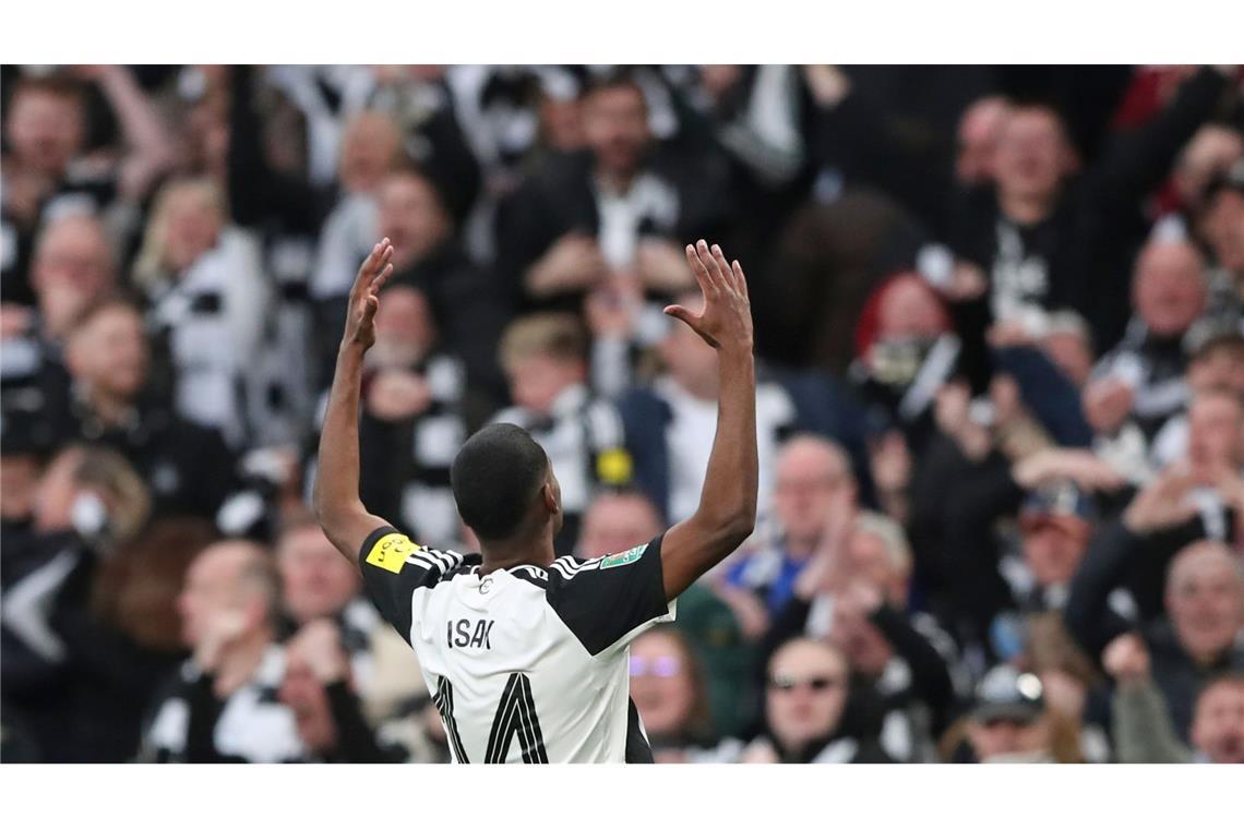 Der ehemalige Dortmunder Alexander Isak bescherte Newcastle United den ersten nationalen Titel seit 70 Jahren.