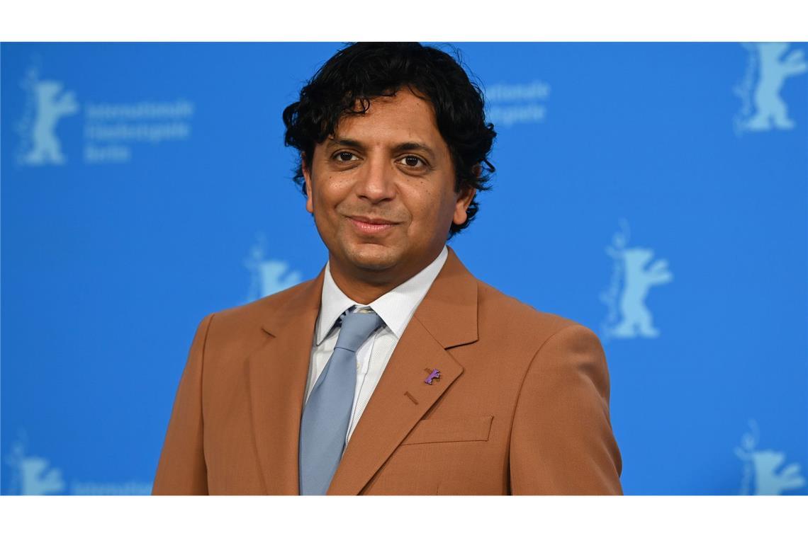 Der Filmregisseur, Drehbuchautor und Produzent M. Night Shyamalan hat eine Schwäche für Filme mit Plot-Twist: Bahnbrechend war vor 25 Jahren sein Geisterfilm "The Sixth Sense", in dem ein kleiner Junge überall tote Menschen sieht, die ihm Angst einjagen und ihn um Hilfe bitten.