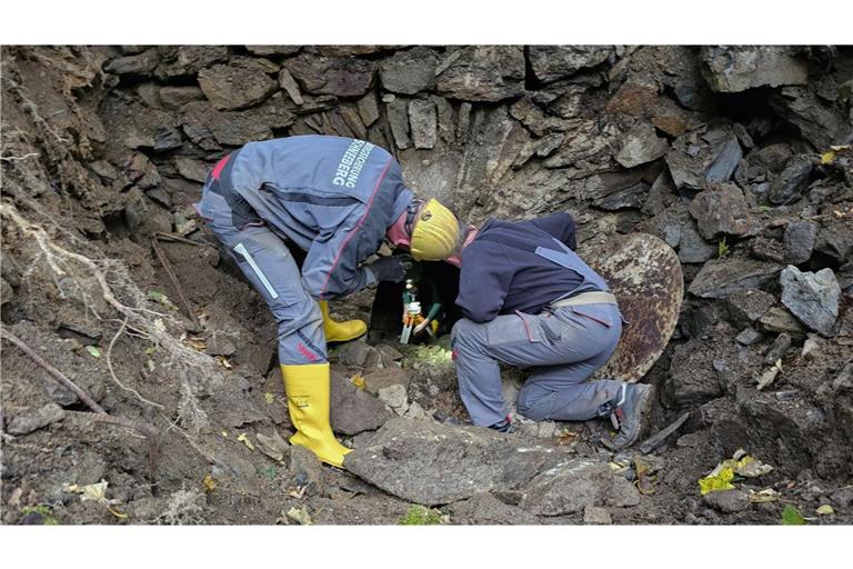 Der in einem alten Bergwerksstollen im Erzgebirge mutmaßlich verschwundene Mann bleibt vermisst.