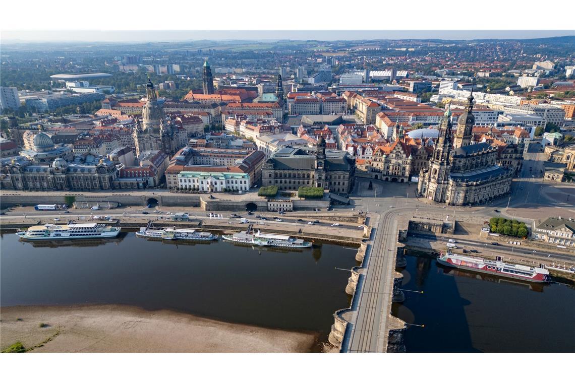 Der Pegelstand der Elbe in Dresden betrug im August nur 80 Zentimeter. (Archivbild)