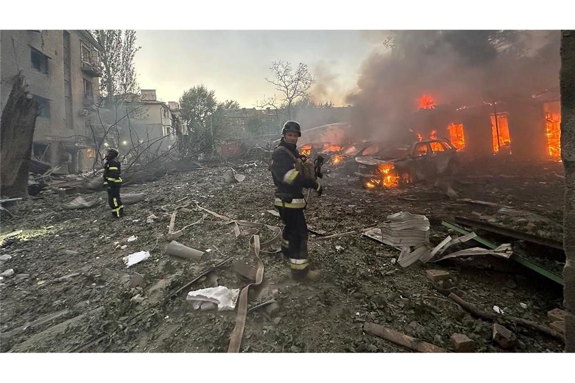 Der ukrainische Präsident Wolodymyr Selenskyj beklagt immer wieder Angriffe durch russische Gleitbomben. (Archivbild)