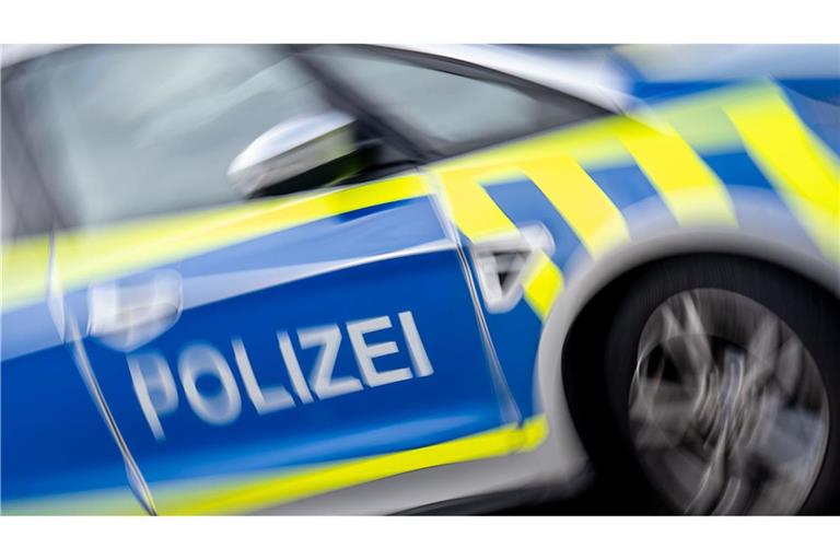 Der Zweijährige starb in Argenbühl (Landkreis Ravensburg) noch am Unfallort. (Symbolfoto)