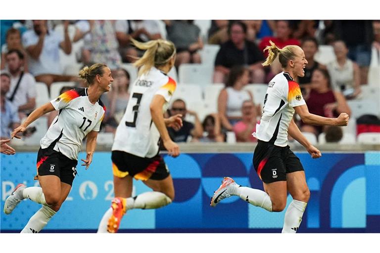Die DFB-Frauen sind erfolgreich ins Olympia-Turnier gestartet.