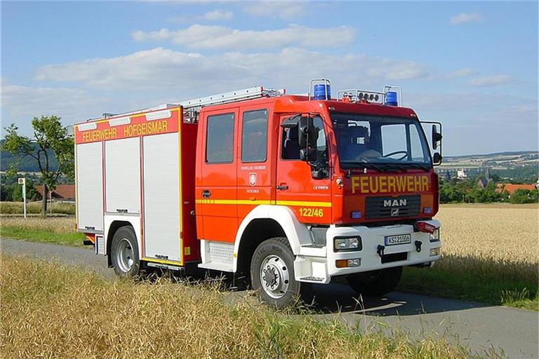 Die Feuerwehr war im Einsatz. Symbolbild: Wikimedia Commons / Feuerwehr Hofgeismar