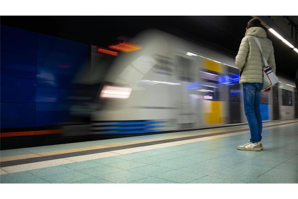 Die Frauen randalierten in einer S-Bahn. (Symbolbild)