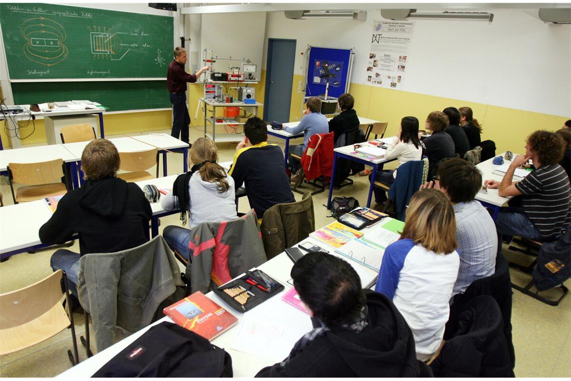 Die Naturwissenschaften werden im neuen neunjährigen Gymnasium mit zusätzlichen Wochenstunden gestärkt.