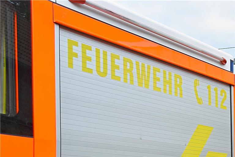 Die örtliche Feuerwehr war mit 41 Personen im Einsatz. Symbolfoto: Tobias Sellmaier