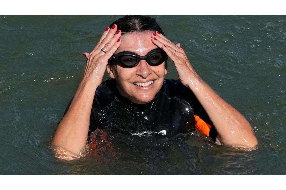 Die Pariser Bürgermeisterin hat getestet, ob die Seine sauber genug zum Schwimmen ist.