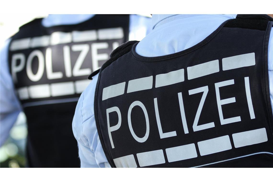 Die Polizei bittet nun die Bevölkerung um Hinweise zur Tat, die zwischen Dienstag und Mittwoch passiert sein soll. (Symbolbild)