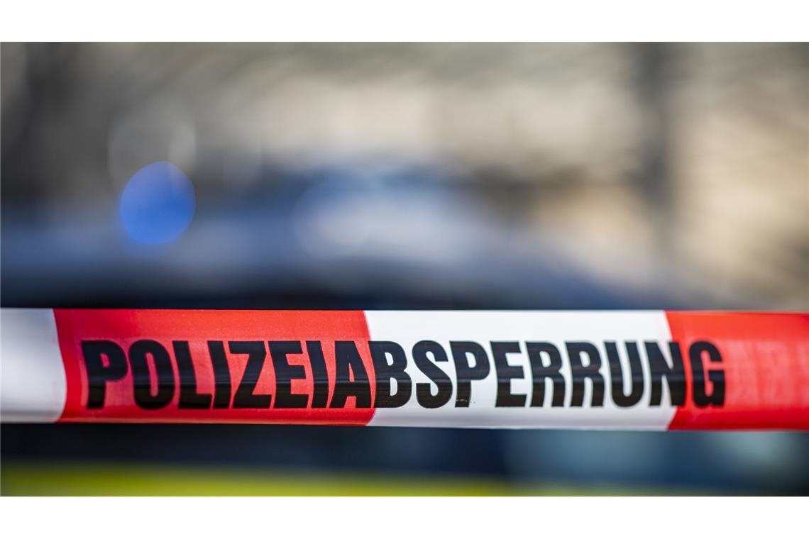 Die Polizei fand die Frau in der Nähe der Mannheimer Pferderennbahn. (Symbolbild)