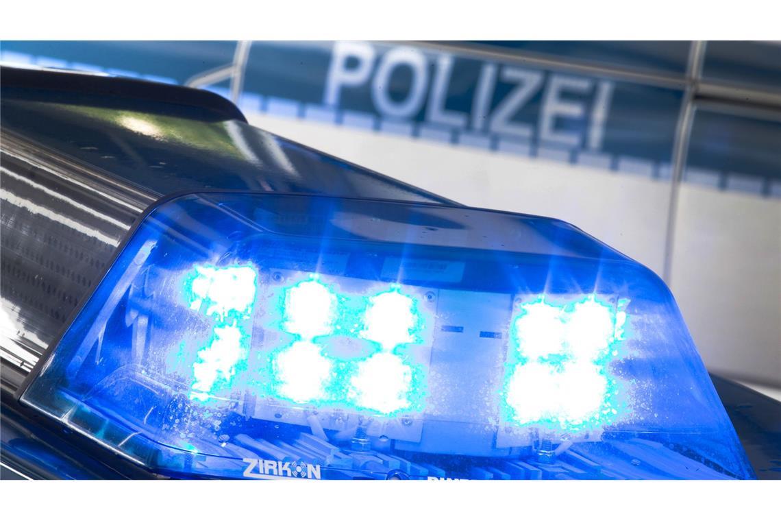 Die Polizei nahm mehrere Männer fest. (Symbolbild)