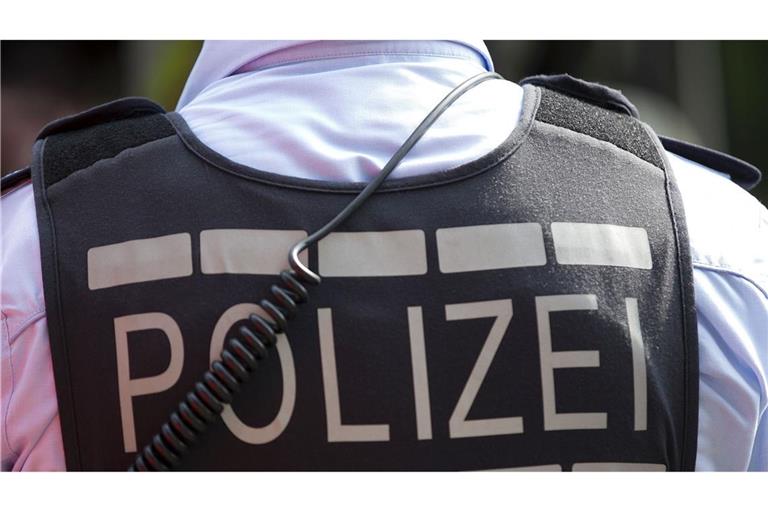 Die Polizei sucht nach einem unbekannten Täter. (Symbolbild)