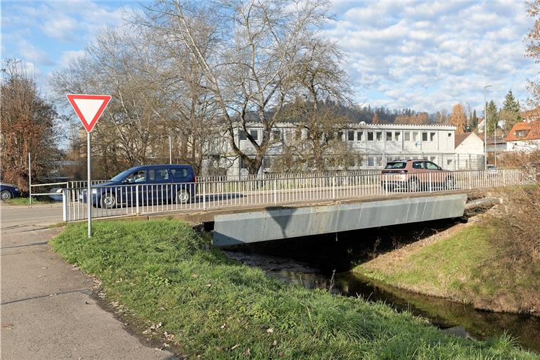 Die Sanierung der Murrbrücke in der Fritz-Schweizer-Straße ist das aufwendigste und teuerste Projekt. Fotos: J. Fiedler