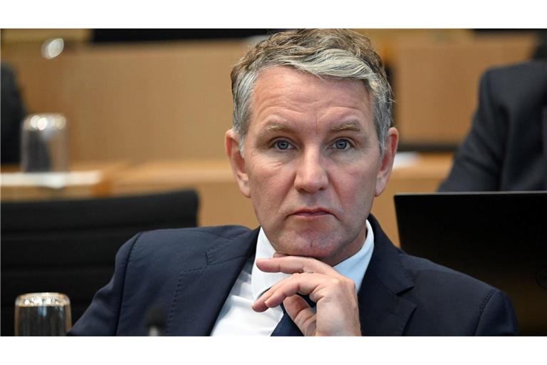 Die Thüringer AfD-Spitze um Björn Höcke scheiterte mit einer Klage gegen den Verfassungsschutzbericht 2021. (Archivbild)