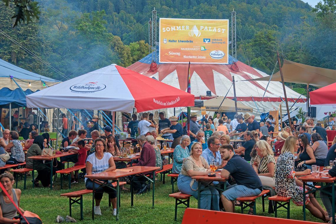 Die Veranstaltungen waren gut besucht, der Biergarten war meist voll.