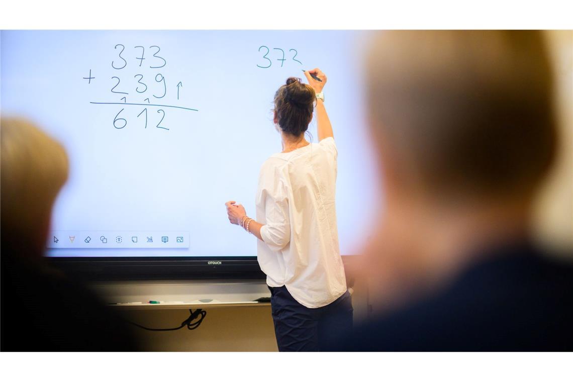 Digitale Tafeln gehören in vielen Schulen zum Alltag. (Archivbild)