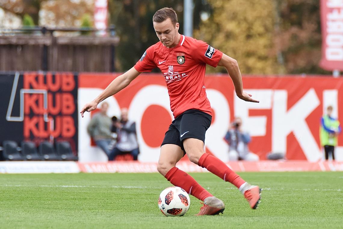 Durfte in Ingolstadt pausieren, ist morgen gegen Münster aber wieder für Großaspach am Ball: Mittelfeldspieler Sebastian Bösel. Foto: T. Sellmaier